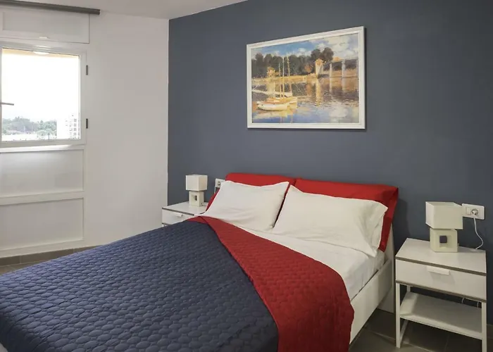 Apartment Full Center Of Americas, Renovated, High Floor *