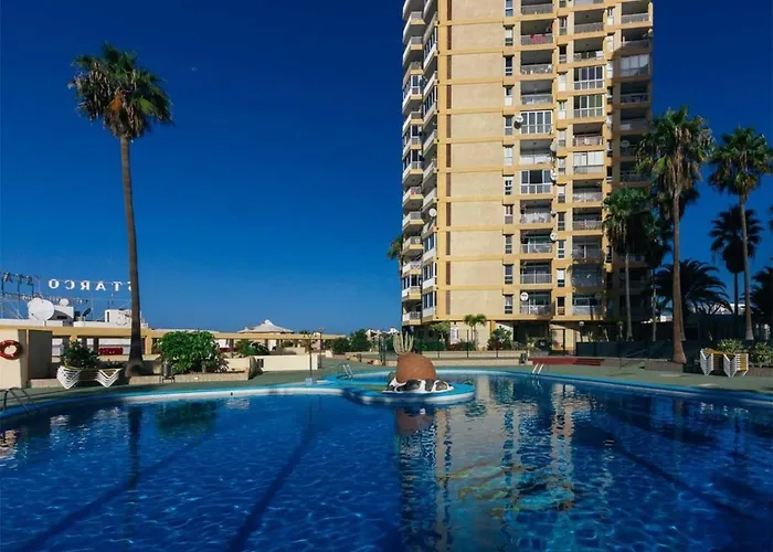 Full Center Of Americas, Renovated, High Floor アパート *