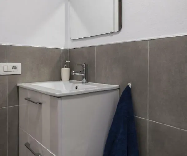 Full Center Of Americas, Renovated, High Floor Appartamento